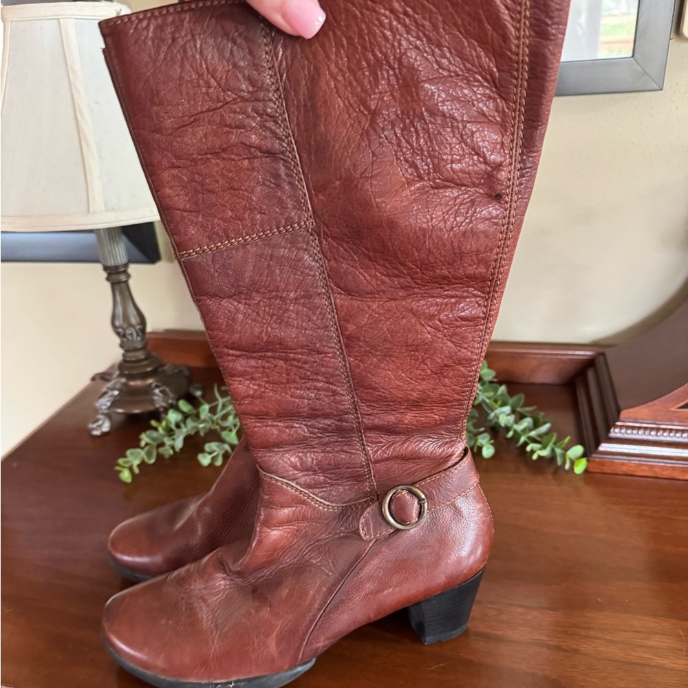 Wolky Chestnut Leather Heeled Boots